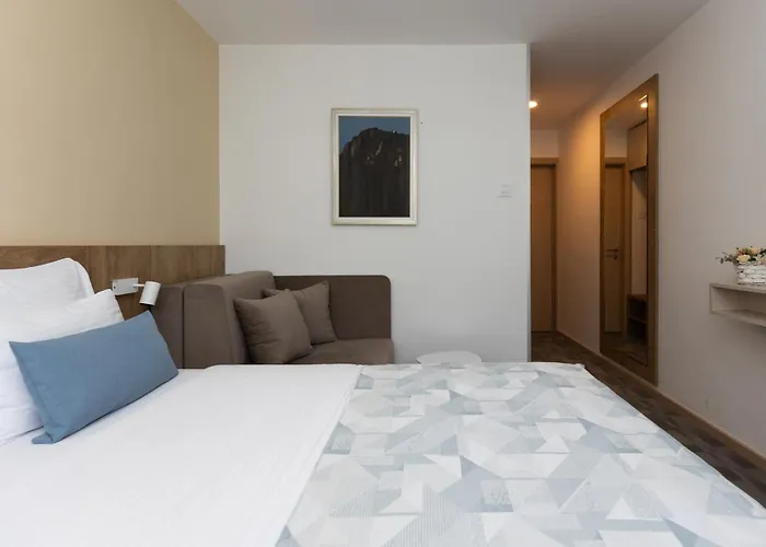 Radan Prolom Banja Resort Prolomska Banja